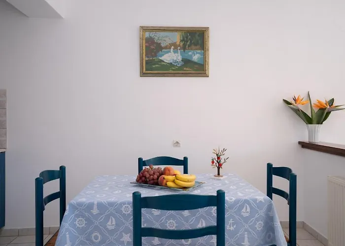 Myrto Айя-Евфимия