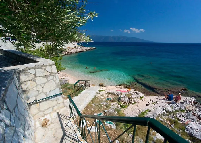 Myrto Apartman Ajía Effimía