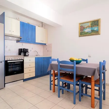 Myrto Apartment Agia Efimia