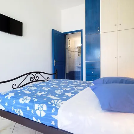 Myrto Apartment